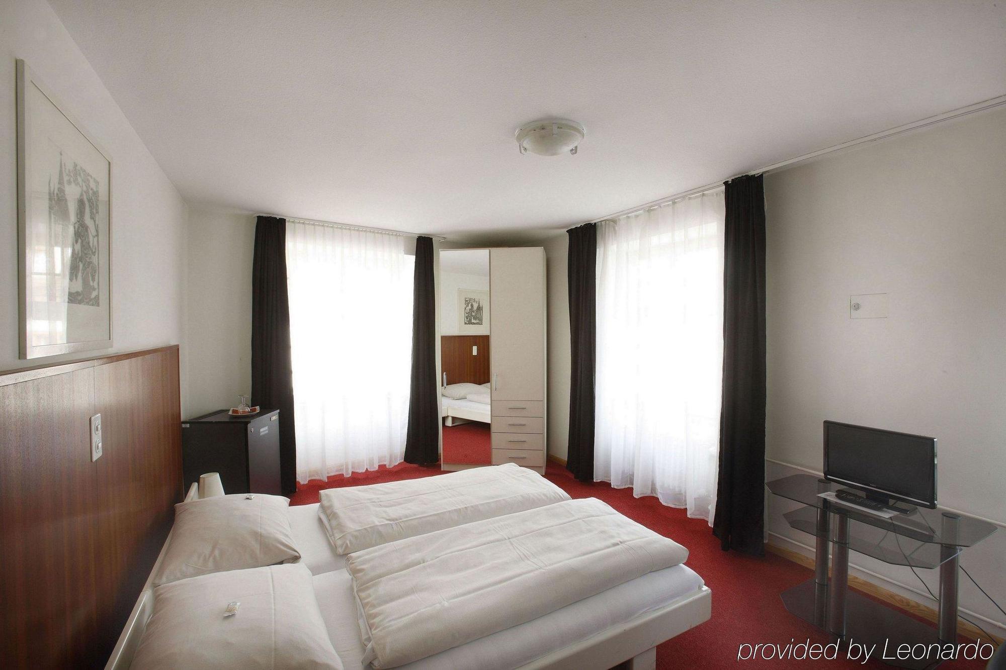 Spalenbrunnen Hotel & Restaurant Basel City Center エクステリア 写真